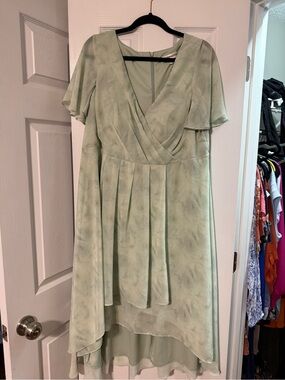 Ever Pretty Sage Green Faux-Wrap Midi Dress with Flutter Sleeves